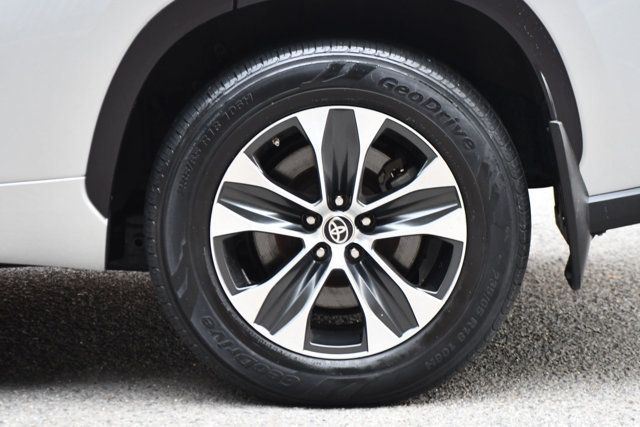 2020 Toyota Highlander XLE AWD - 22953861 - 15