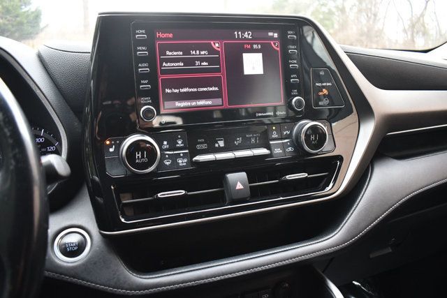 2020 Toyota Highlander XLE AWD - 22953861 - 20