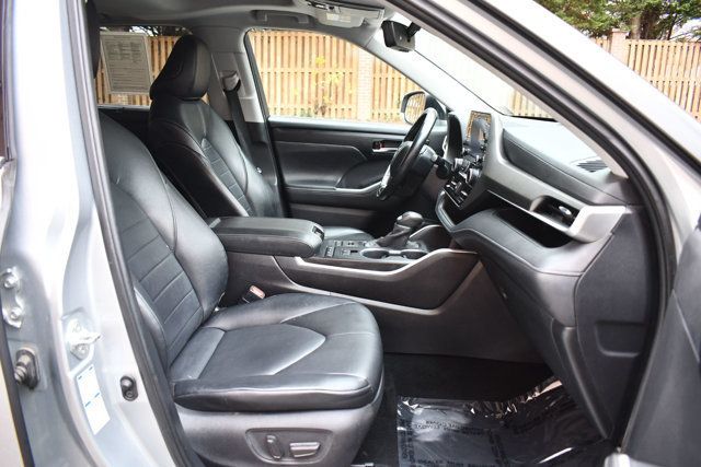 2020 Toyota Highlander XLE AWD - 22953861 - 25