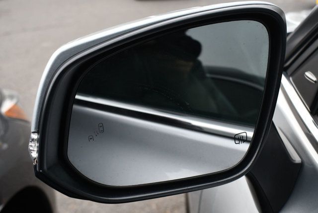 2020 Toyota Highlander XLE AWD - 22953861 - 38