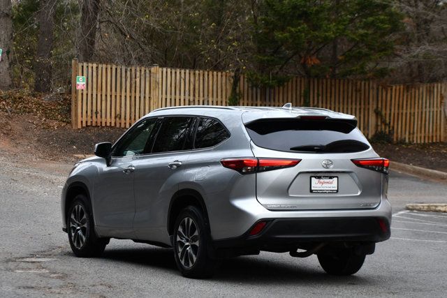 2020 Toyota Highlander XLE AWD - 22953861 - 4