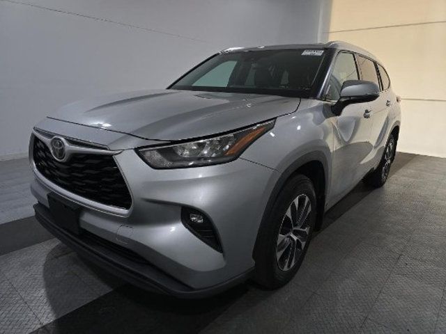 2020 Toyota Highlander XLE AWD - 22953861 - 39