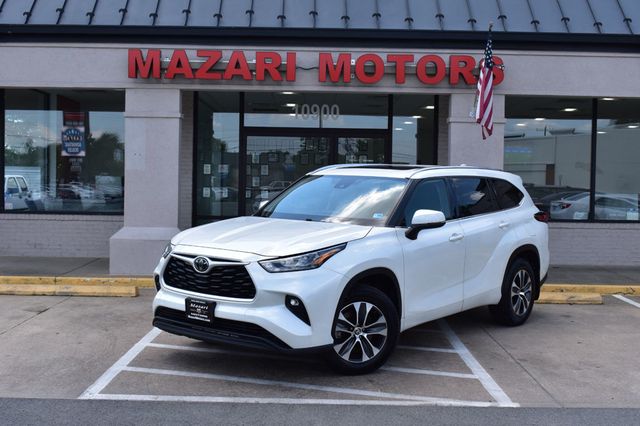 2020 Toyota Highlander XLE AWD - 23040301 - 1