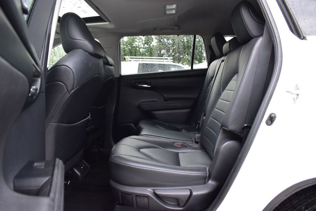 2020 Toyota Highlander XLE AWD - 23040301 - 20