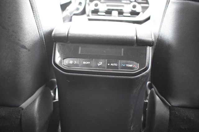 2020 Toyota Highlander XLE AWD - 23040301 - 28