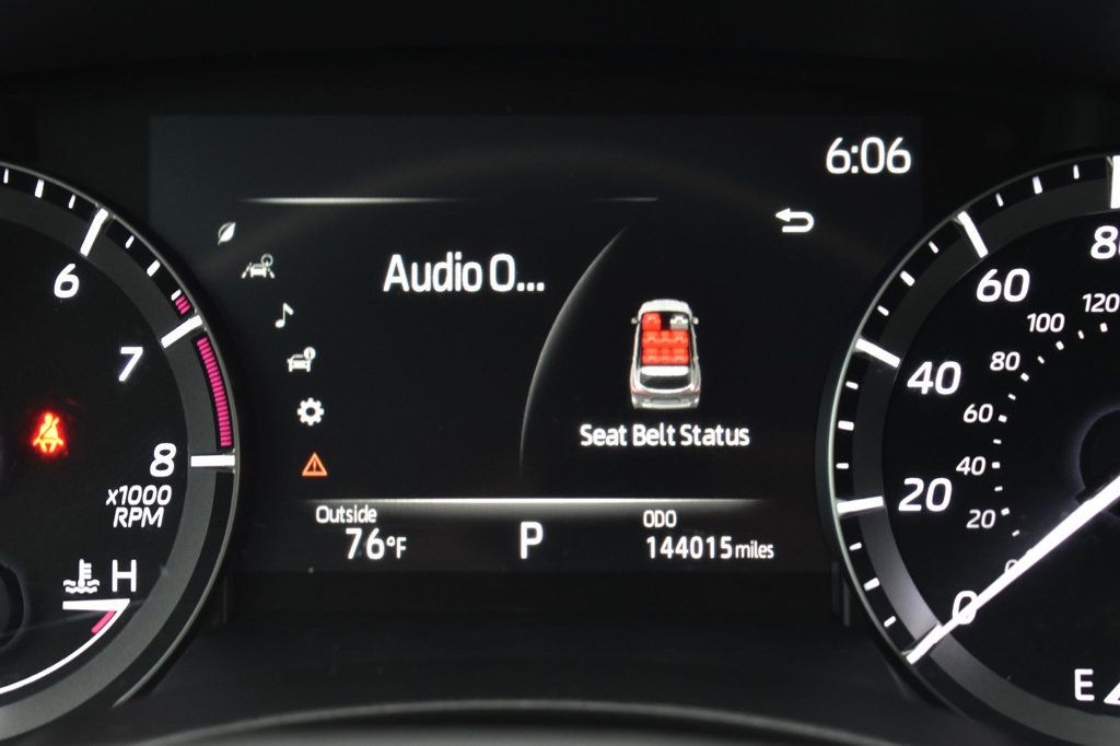 2020 Toyota Highlander XLE AWD - 23040301 - 41