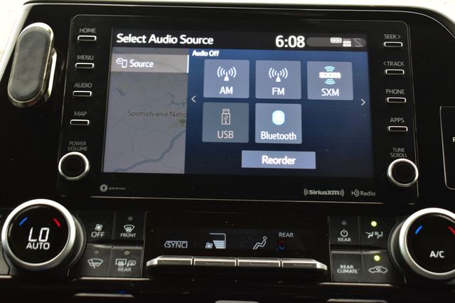 2020 Toyota Highlander XLE AWD - 23040301 - 44