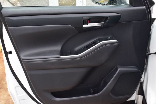 2020 Toyota Highlander XLE AWD - 23040301 - 53
