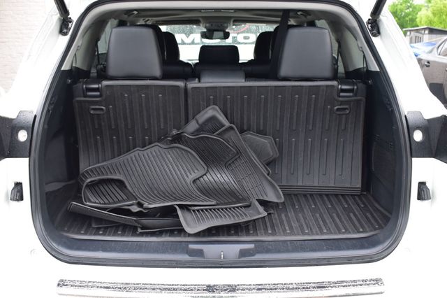 2020 Toyota Highlander XLE AWD - 23040301 - 55