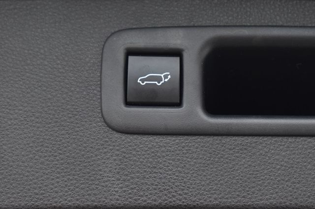 2020 Toyota Highlander XLE AWD - 23040301 - 56