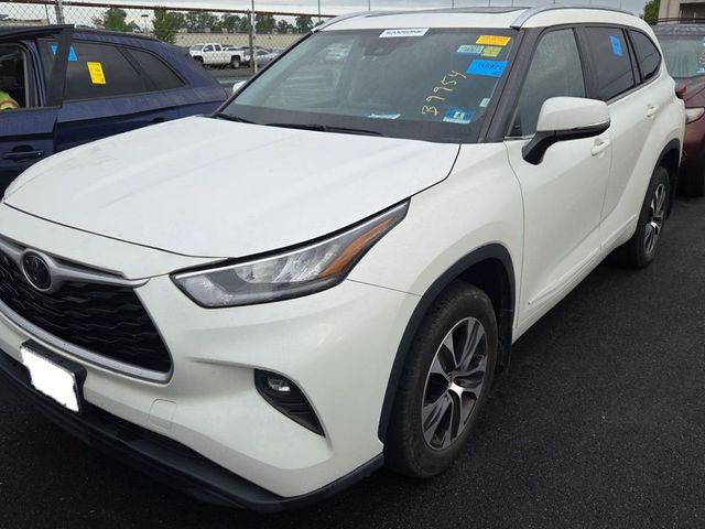 2020 Toyota Highlander XLE AWD - 23061035 - 1