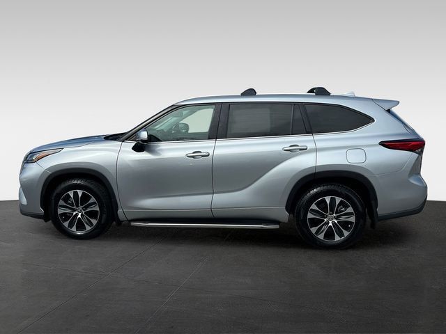 2020 Toyota Highlander XLE AWD - 23001435 - 1
