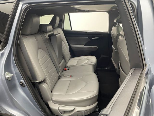 2020 Toyota Highlander XLE AWD - 22937510 - 20