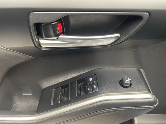 2020 Toyota Highlander XLE AWD - 22953976 - 9