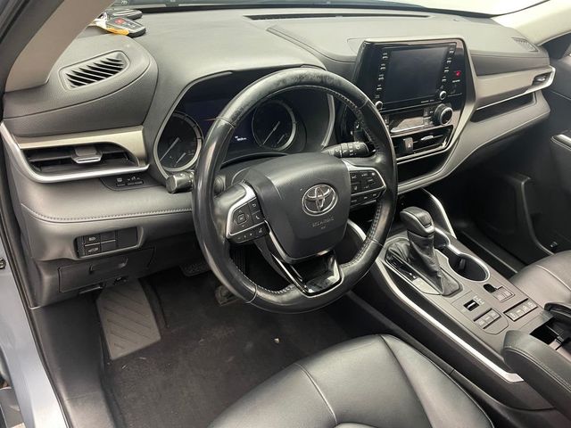 2020 Toyota Highlander XLE AWD - 22953976 - 10