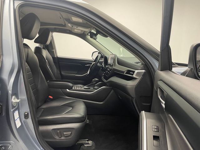2020 Toyota Highlander XLE AWD - 22953976 - 16