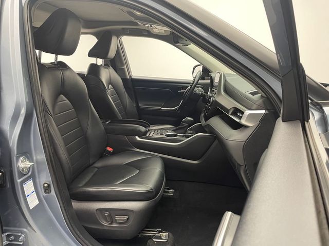 2020 Toyota Highlander XLE AWD - 22953976 - 17