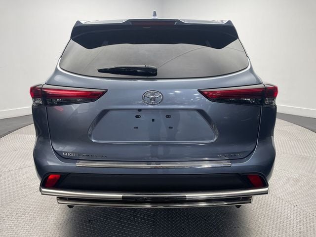 2020 Toyota Highlander XLE AWD - 22953976 - 5