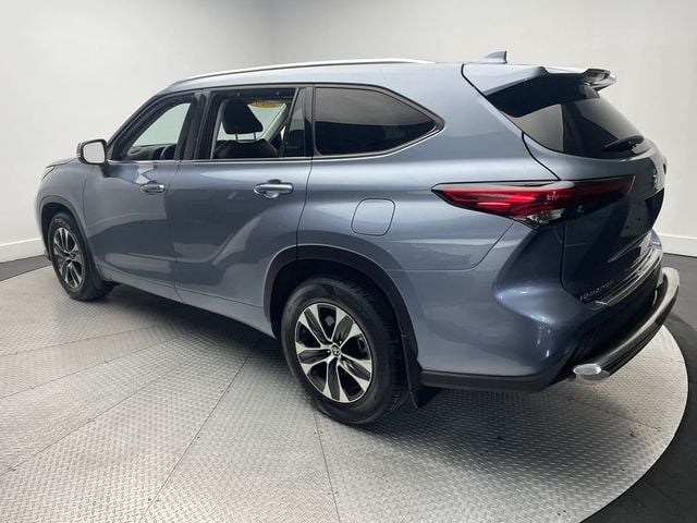 2020 Toyota Highlander XLE AWD - 22953976 - 6