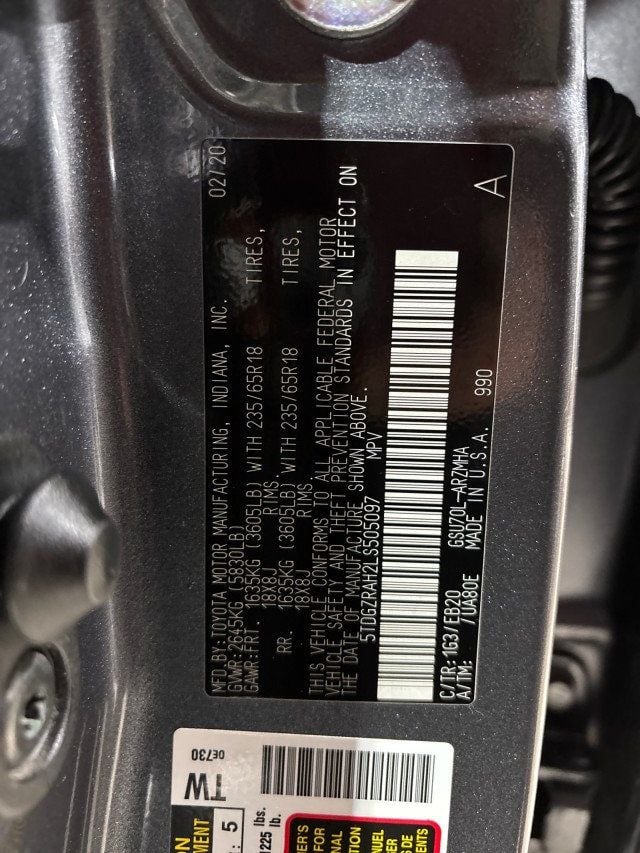 2020 Toyota Highlander XLE FWD - 22768148 - 28