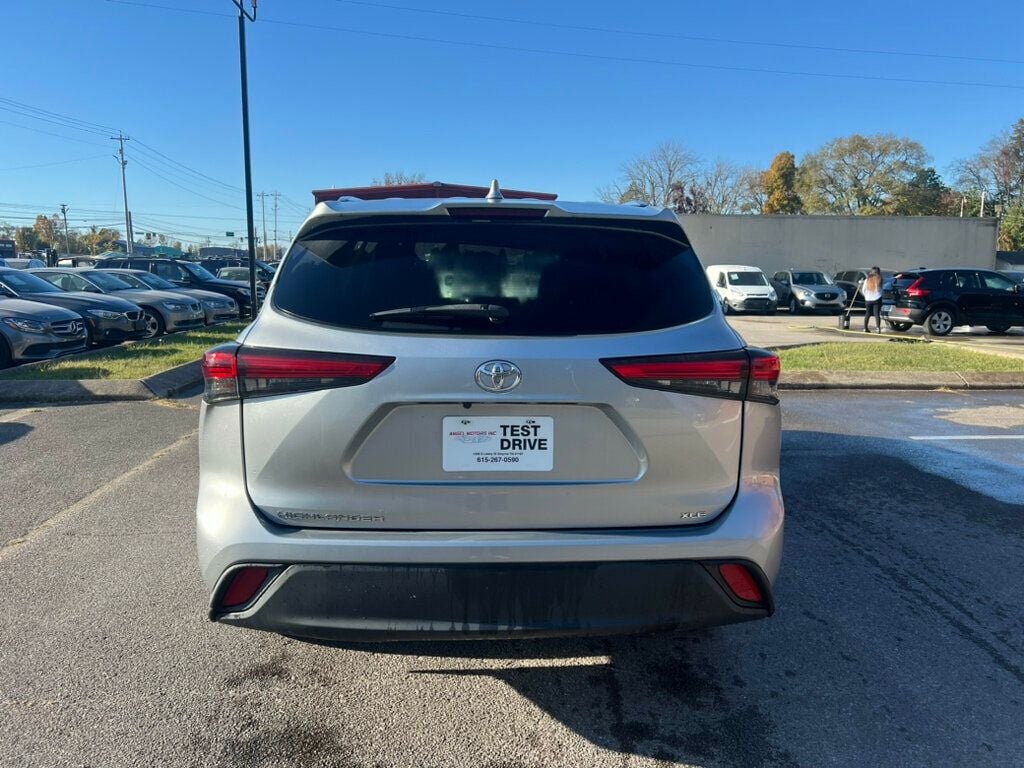 2020 Toyota Highlander XLE FWD - 22644868 - 3