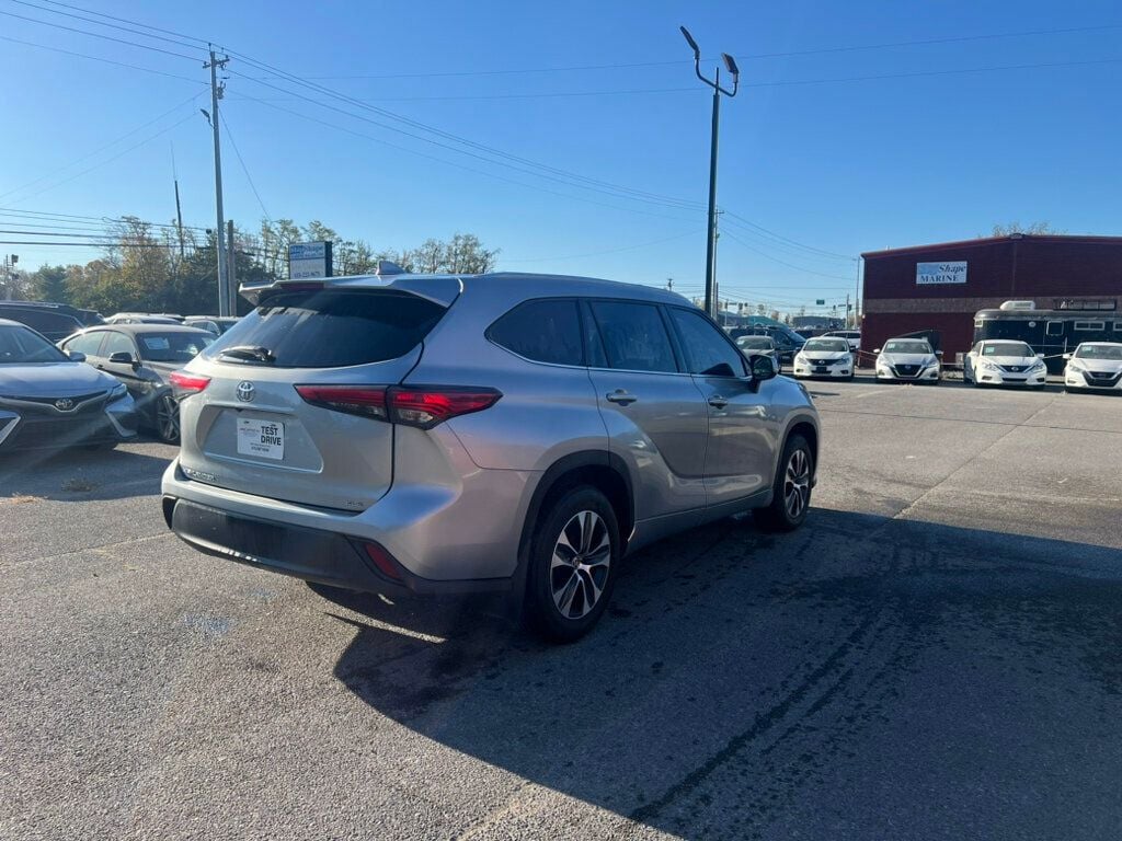 2020 Toyota Highlander XLE FWD - 22644868 - 4