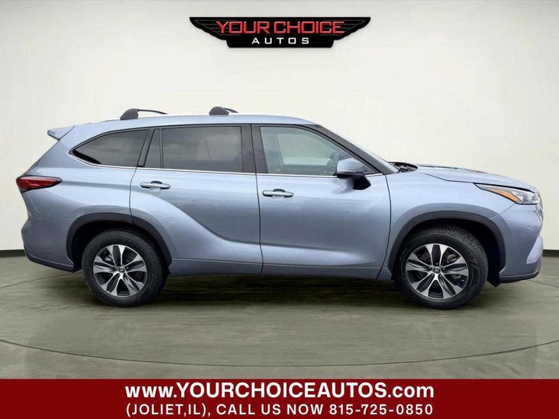 2020 Toyota Highlander XLE FWD - 23031424 - 12