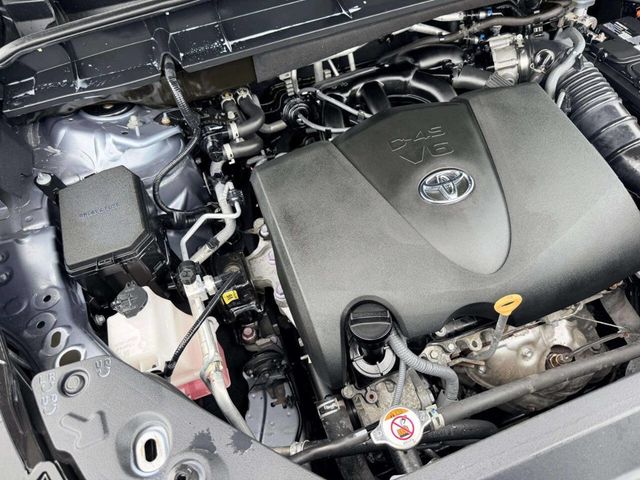 2020 Toyota Highlander XLE FWD - 23031424 - 16