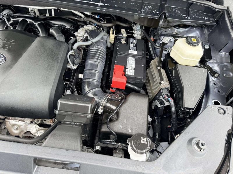 2020 Toyota Highlander XLE FWD - 23031424 - 17