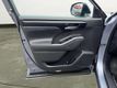 2020 Toyota Highlander XLE FWD - 23031424 - 19