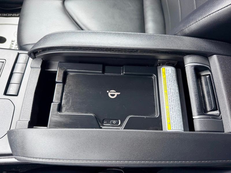 2020 Toyota Highlander XLE FWD - 23031424 - 54