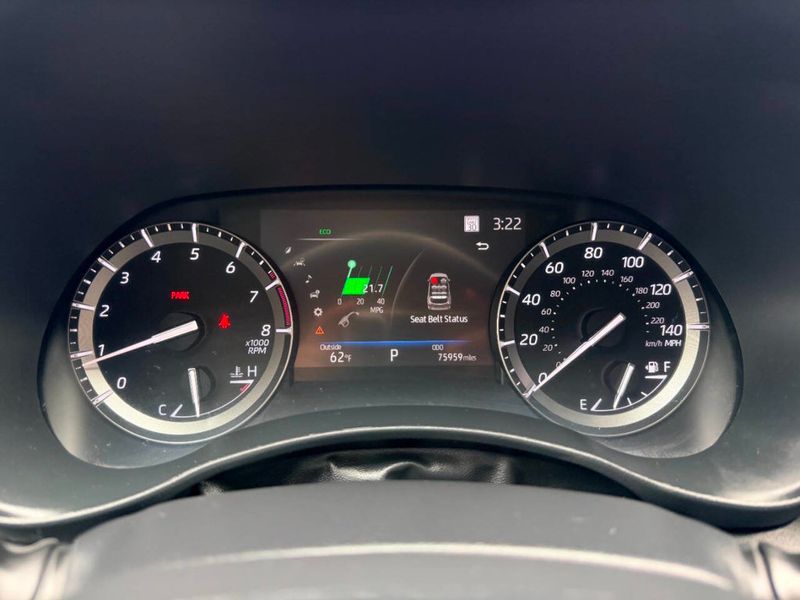 2020 Toyota Highlander XLE FWD - 23031424 - 56