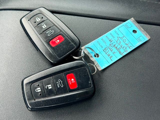 2020 Toyota Highlander XLE FWD - 23031424 - 58