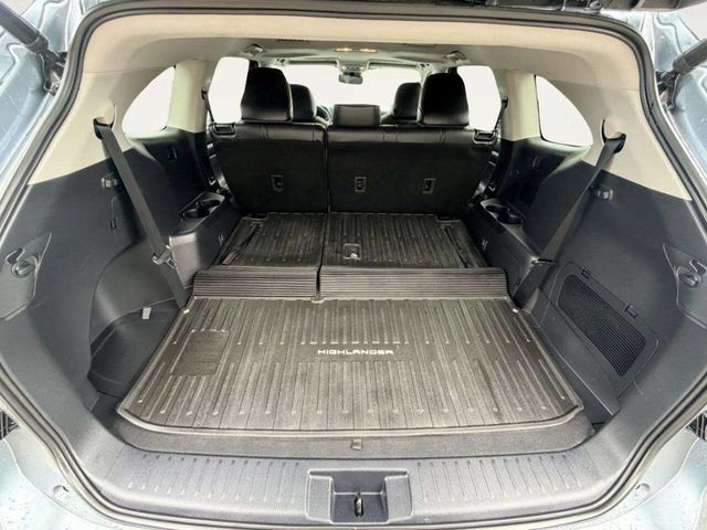 2020 Toyota Highlander XLE FWD - 23031424 - 7