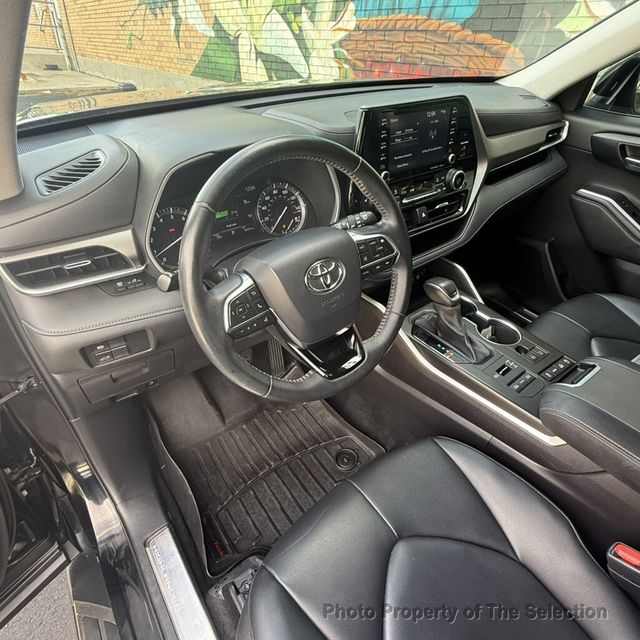 2020 Toyota Highlander XLE V6 AWD w/PREMIUM AUDIO & NAVIGATION - 23059150 - 23