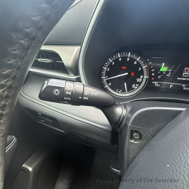 2020 Toyota Highlander XLE V6 AWD w/PREMIUM AUDIO & NAVIGATION - 23059150 - 26