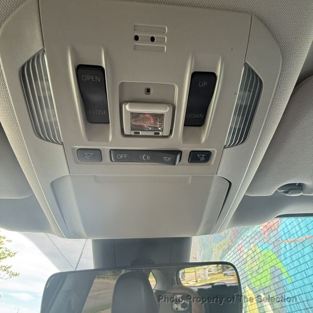 2020 Toyota Highlander XLE V6 AWD w/PREMIUM AUDIO & NAVIGATION - 23059150 - 36
