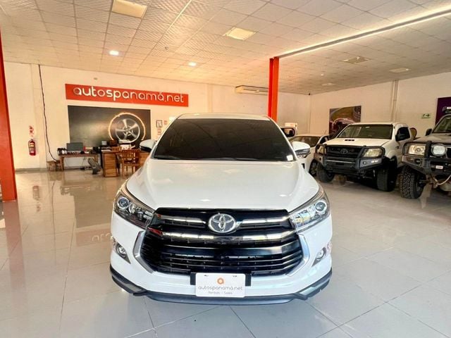 2020 Toyota Innova Disponible para alquiler Automatico 7 Pasajeros  - 22930593 - 0