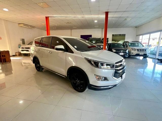 2020 Toyota Innova Disponible para alquiler Automatico 7 Pasajeros  - 22930593 - 2