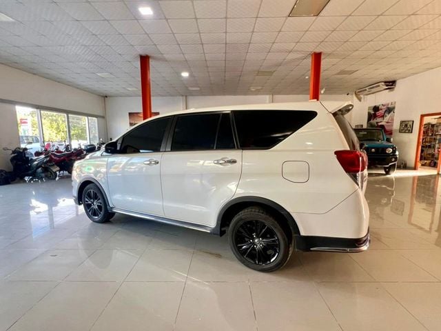 2020 Toyota Innova Disponible para alquiler Automatico 7 Pasajeros  - 22930593 - 5