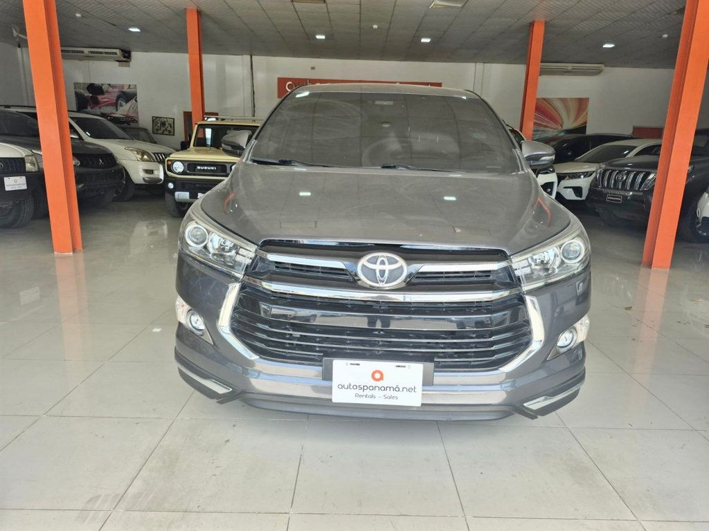 2020 Toyota Innova Disponible para alquiler Automatico 7 Pasajeros  - 23013794 | Video 1