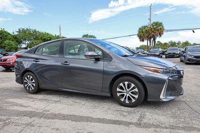 2020 TOYOTA PRIUS PRIME