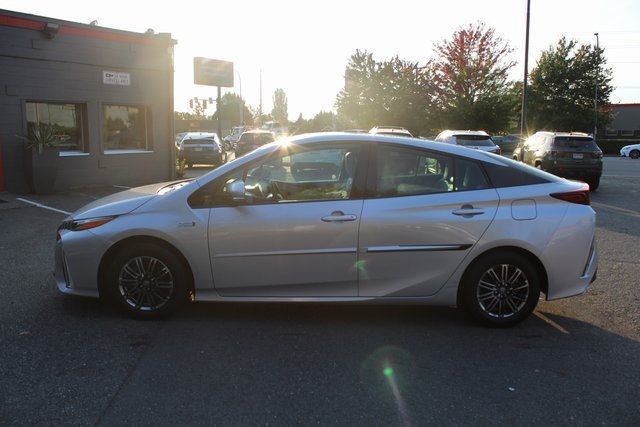 2020 Toyota Prius Prime XLE - 22919447 - 5
