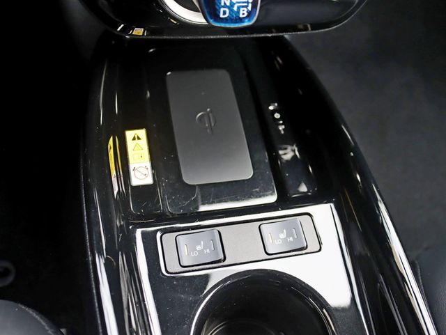 2020 Toyota Prius Prime XLE - 22958219 - 21