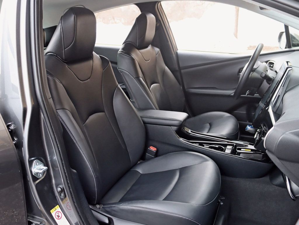 2020 Toyota Prius Prime XLE - 22958219 - 23