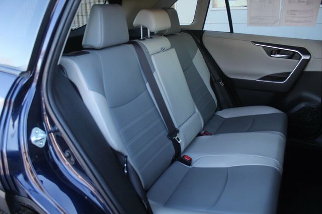 2020 Toyota RAV4 AWD HYBRID LIMITED W/ NAVIGATION, MOONROOF, LEATHER - 22973151 - 10