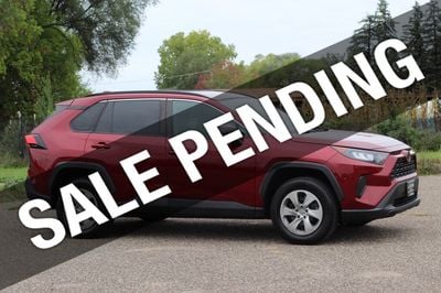 2020 Toyota RAV4 - 2T3F1RFV1LC126304