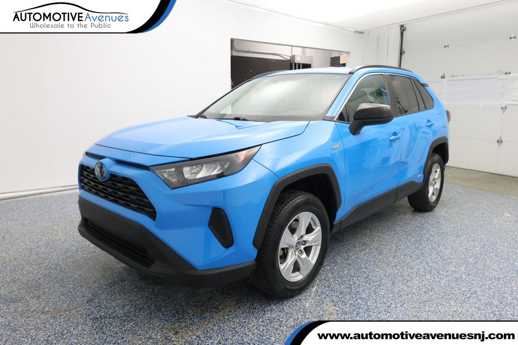 2020 Toyota RAV4 Hybrid LE AWD - 22937955 | Video 1