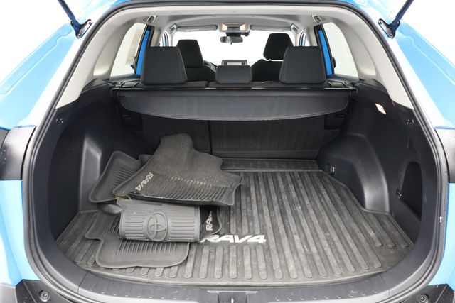 2020 Toyota RAV4 Hybrid LE AWD - 22937955 - 16