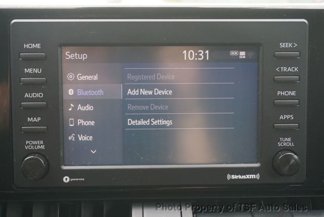 2020 Toyota RAV4 Hybrid LE AWD - 23052235 - 18